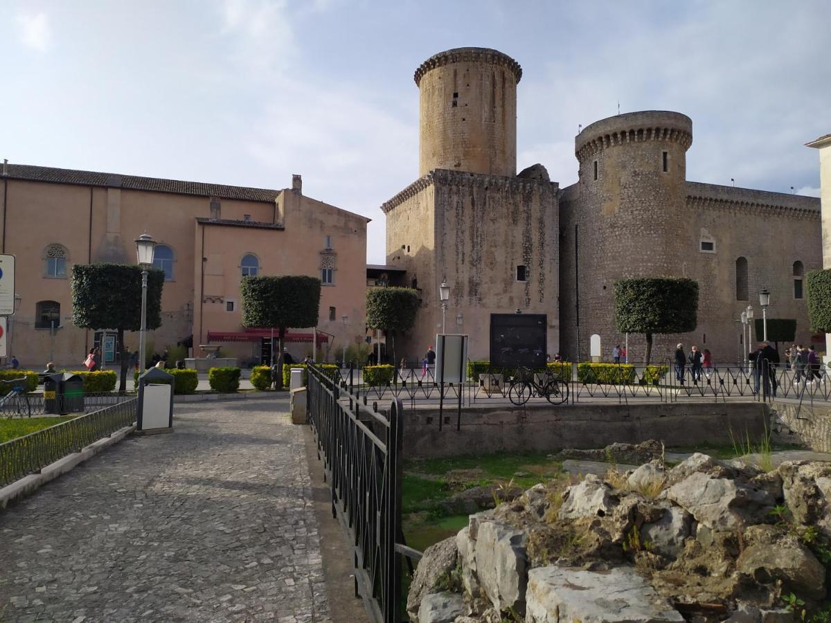Casa Flora Fondi Centro Storico Apartman Kültér fotó